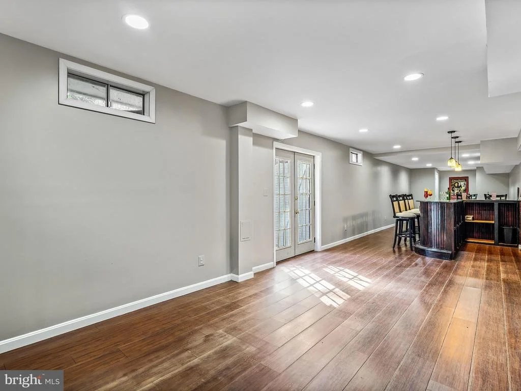 Photo of 114 CRYSTAL SPRING DRIVE