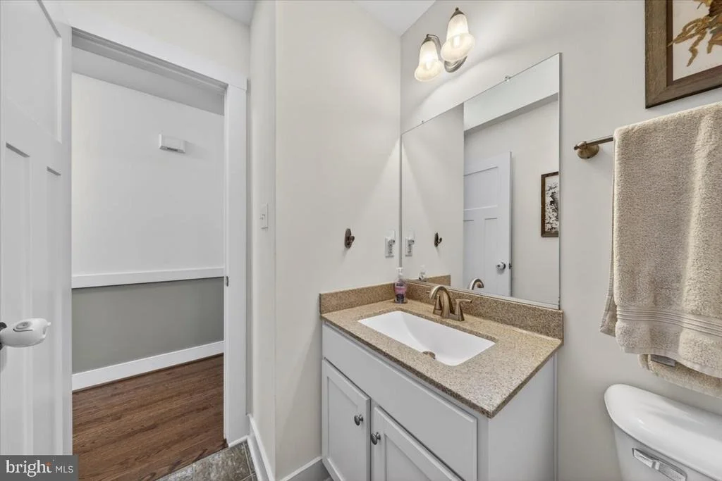 Photo of 844 MANCHESTER ROAD