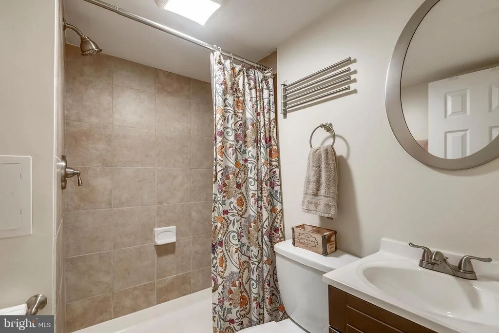 Photo of 1105 DENNIS AVENUE