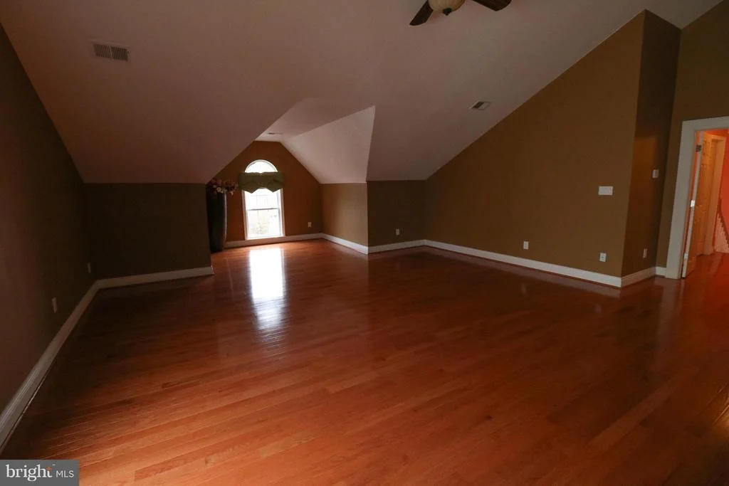 Photo of 1762 CASTLE ROCK ROAD