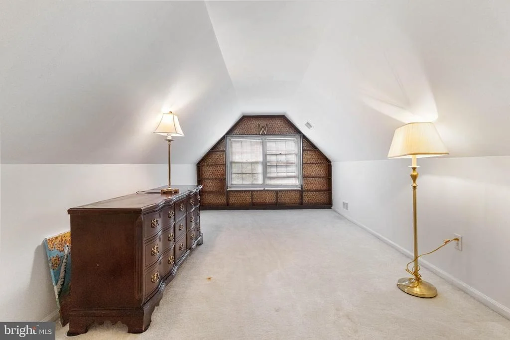 Photo of 2609 VILLAGE LANE