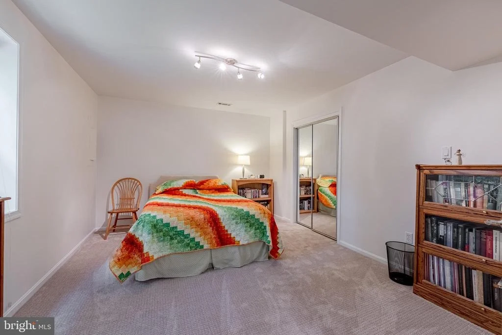 Photo of 10922 SHADOW LANE