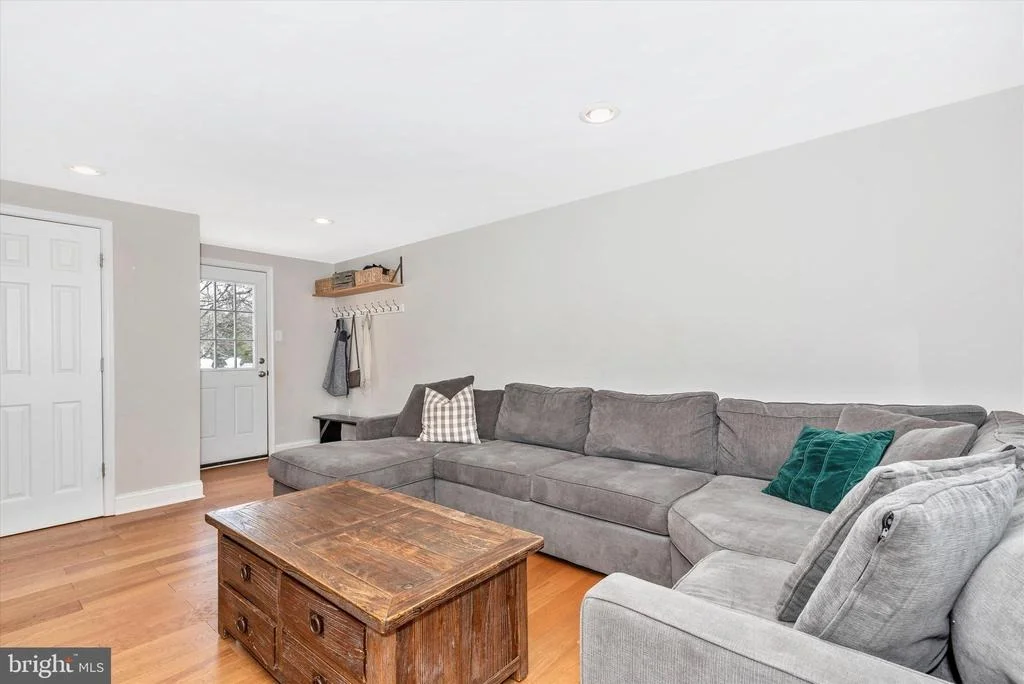 Photo of 7107 JASPER DRIVE