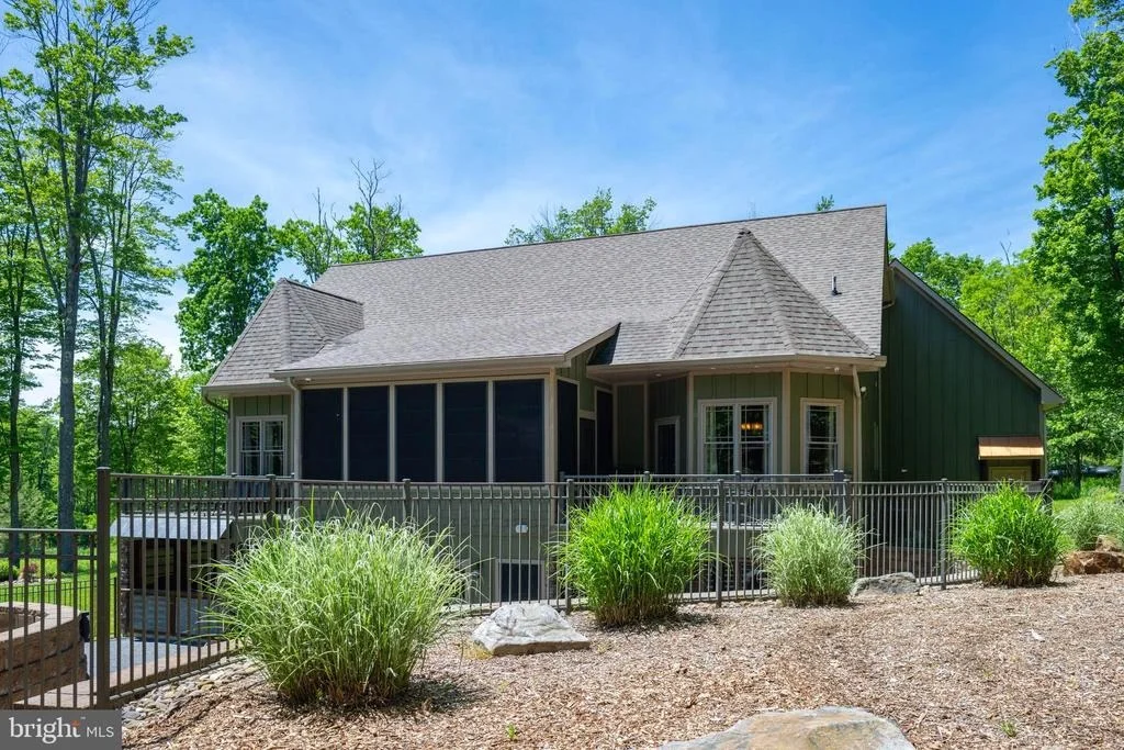 Photo of 60 JOANS LANE