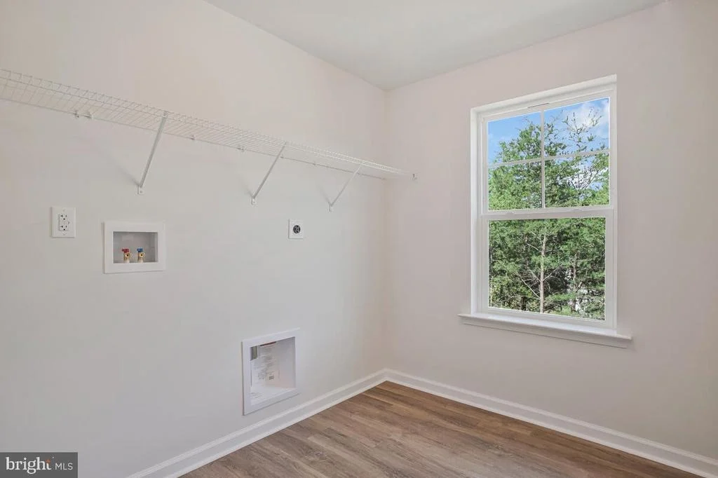 Photo of 900 WALNUT AVENUE