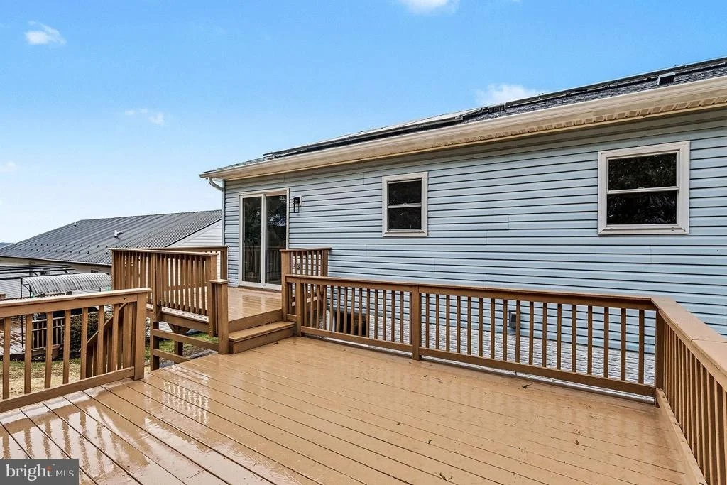 Photo of 123 SUNHIGH DRIVE