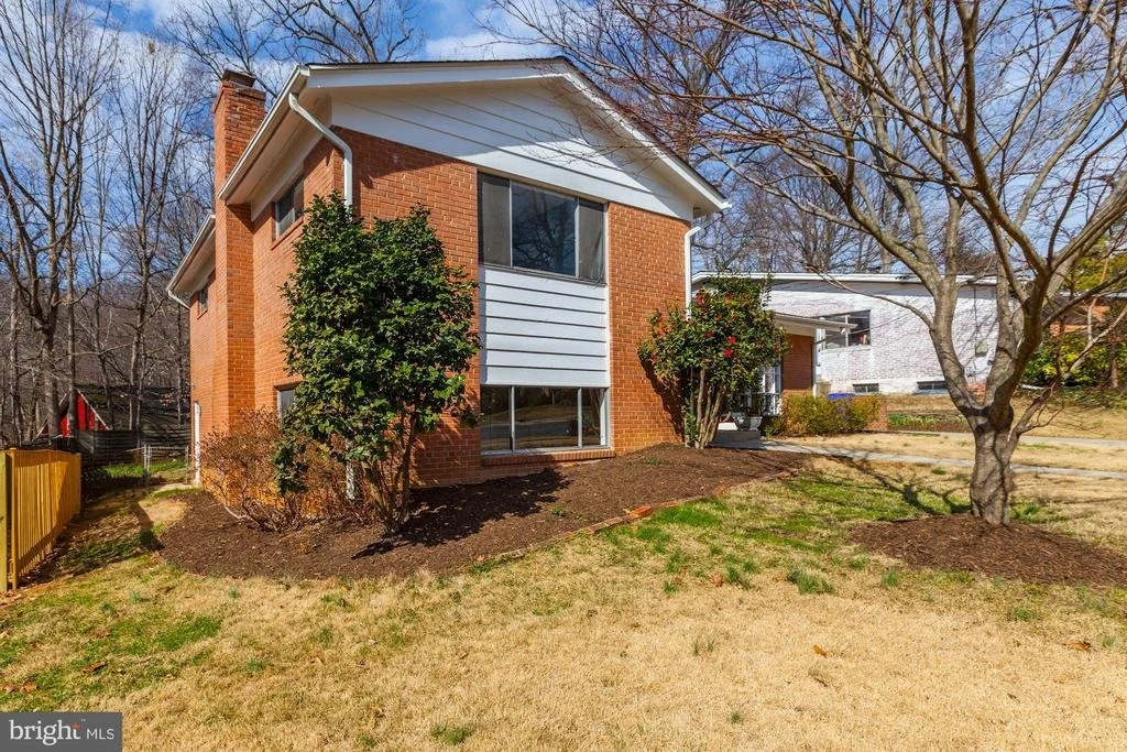 Photo of 6400 REDWING ROAD