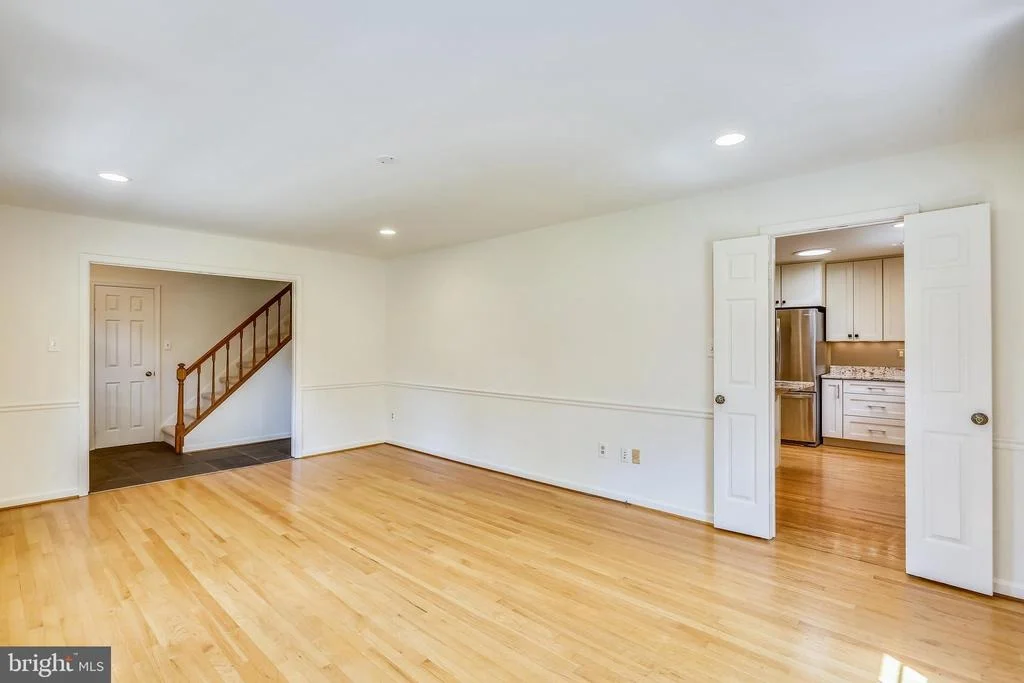 Photo of 8020 EXODUS DRIVE