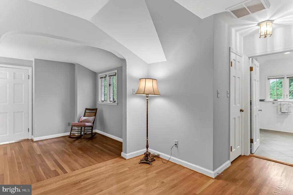 Photo of 809 ENDERBY DRIVE