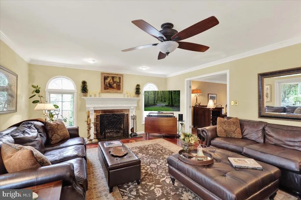 Photo of 225 LOGAN AVENUE