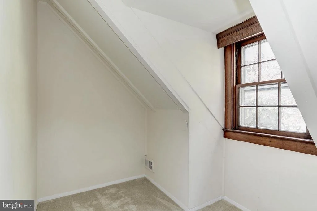 Photo of 9313 WALDEN ROAD