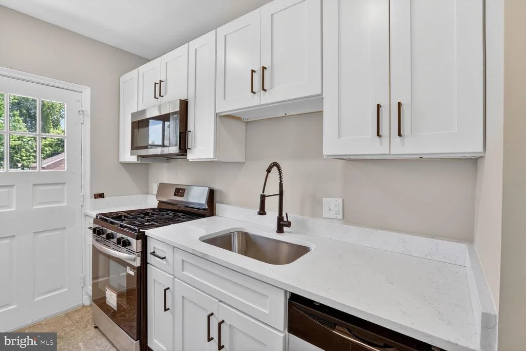 Photo of 315 E COLD SPRING LANE