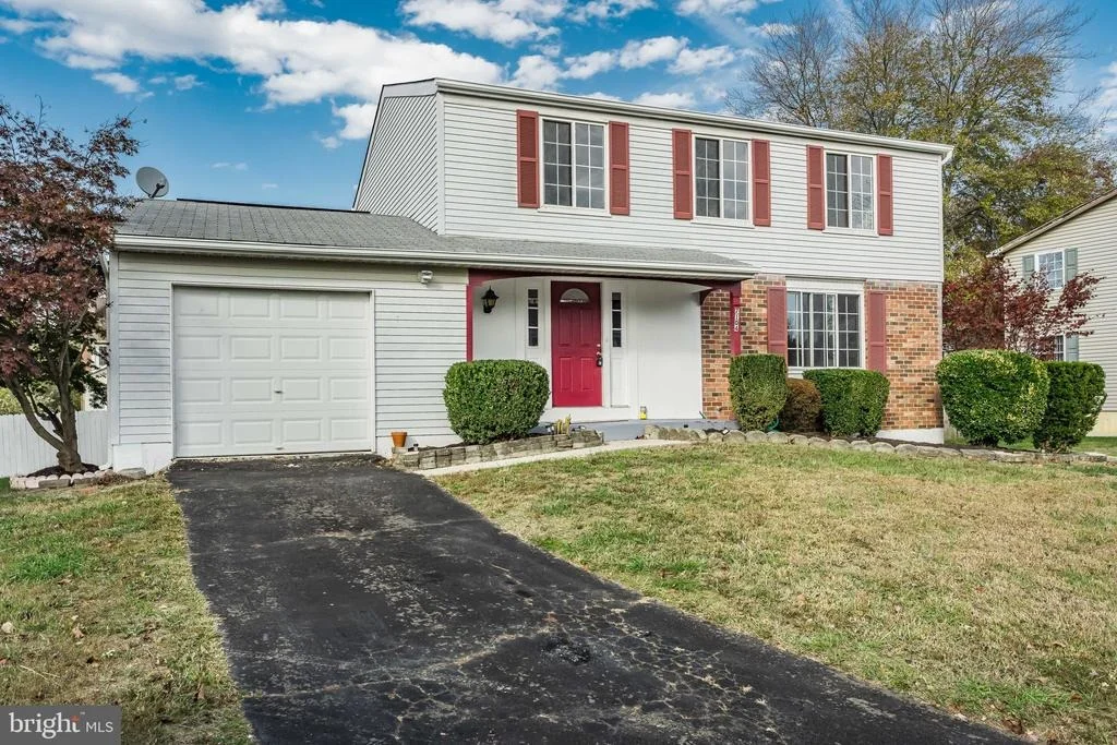 Photo of 7104 STERLING GROVE DRIVE