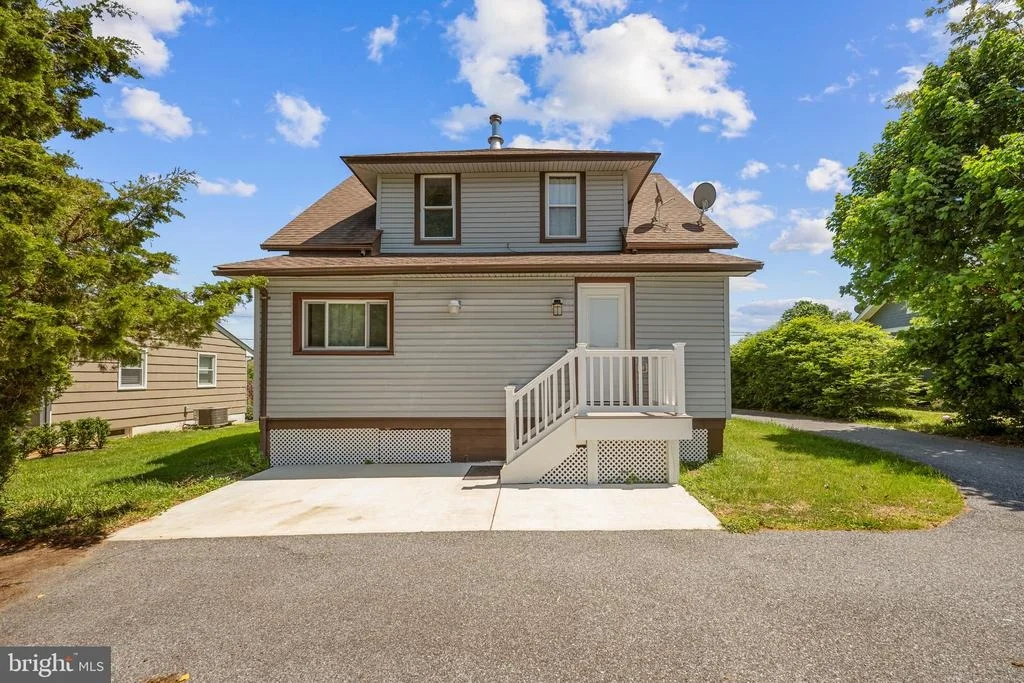 Photo of 27412 RIDGE ROAD