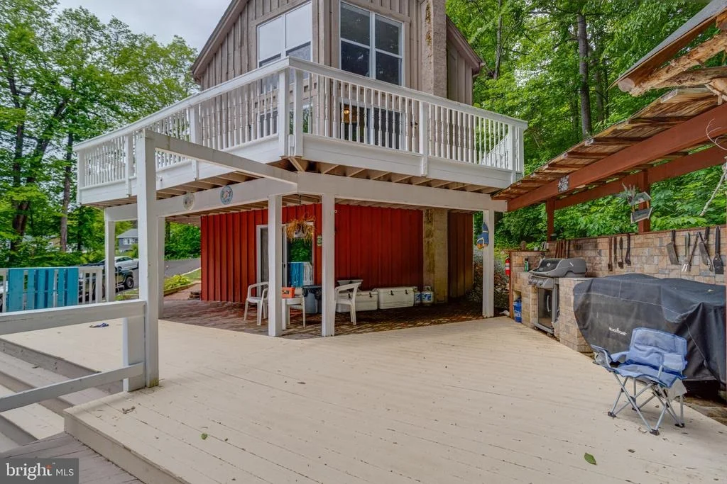 Photo of 44 ALGONQUIN DRIVE