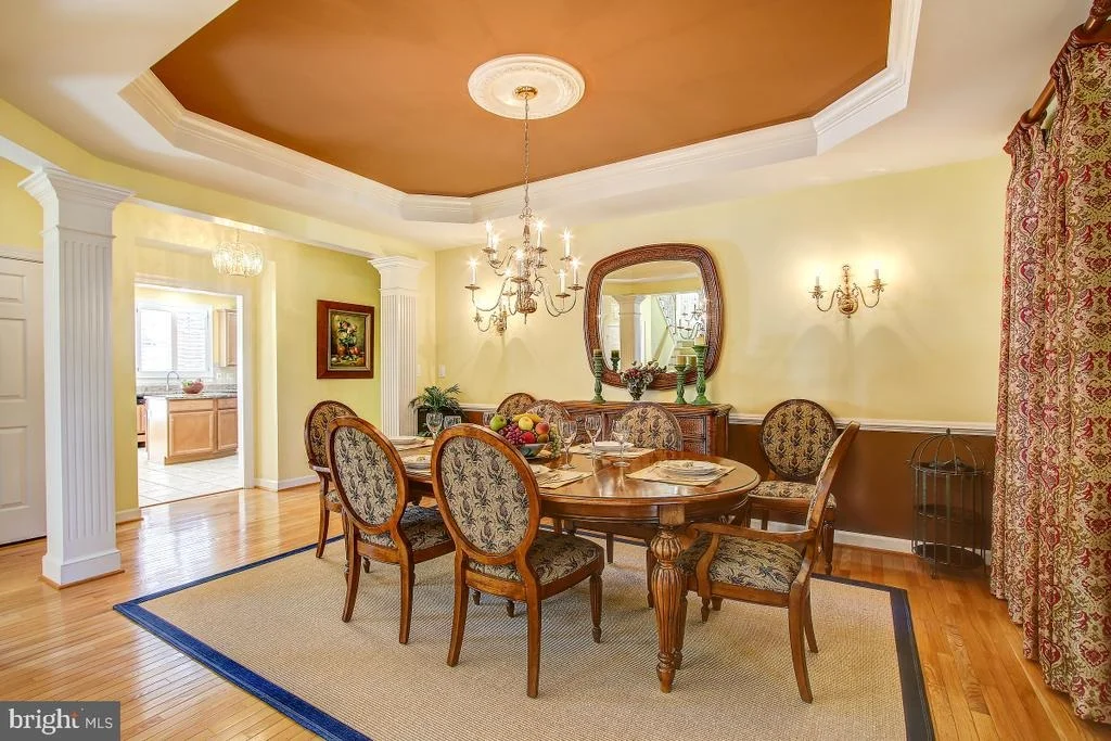 Photo of 6 GLEN EAGLES COURT