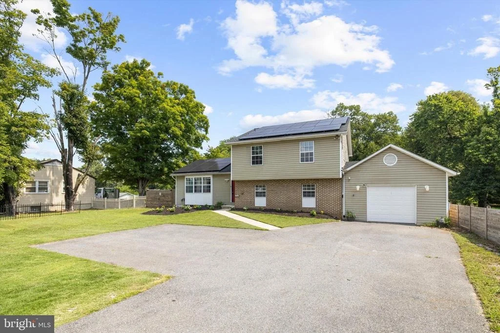 Photo of 1718 SEVERN ROAD