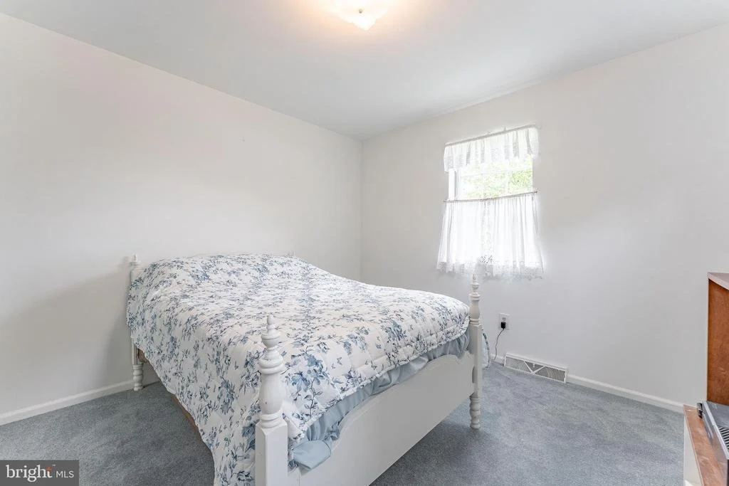 Photo of 1239 UPTON CIRCLE