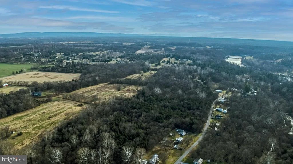 Photo of 8045 AVIS MILL ROAD