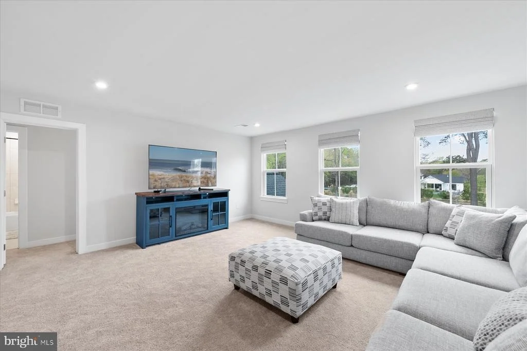 Photo of 37296 SPINNEY LANE