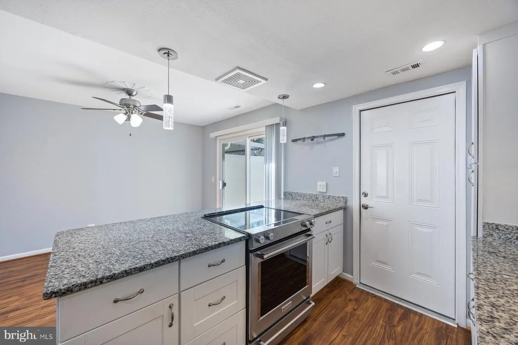Photo of Unit 191A at 3221 LUDHAM DRIVE