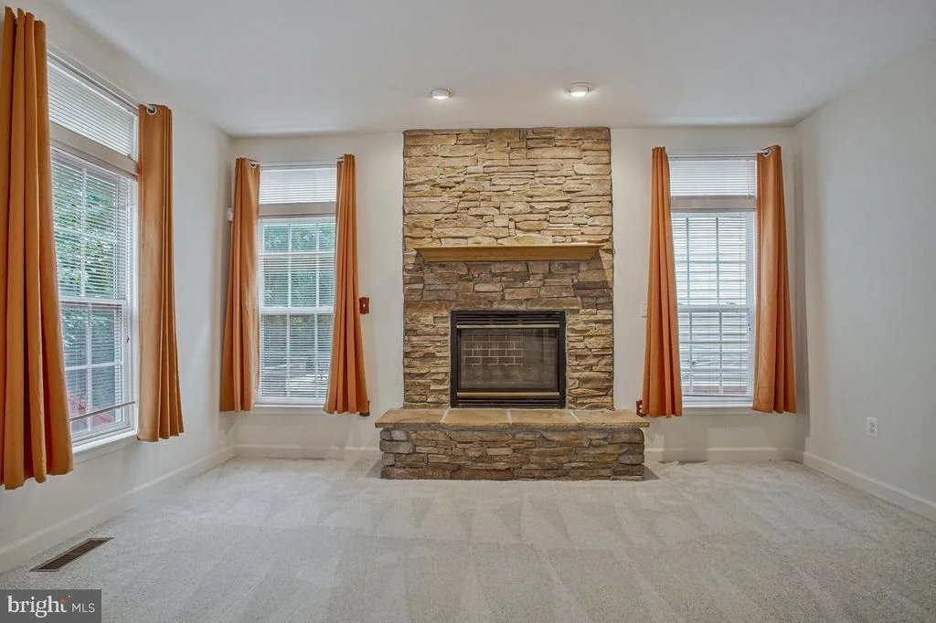 Photo of 2310 NICOL CIRCLE