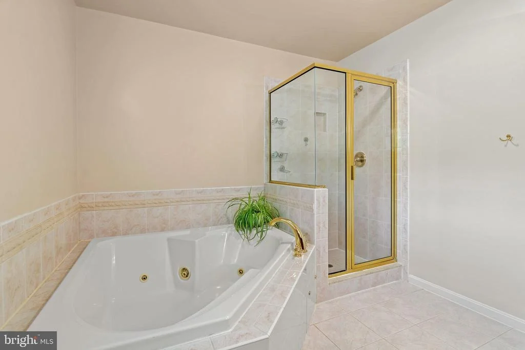 Photo of 1754 LONG GREEN DRIVE