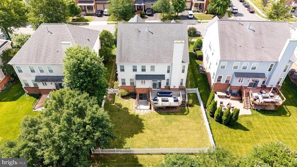 Photo of 42654 FRONTIER DRIVE