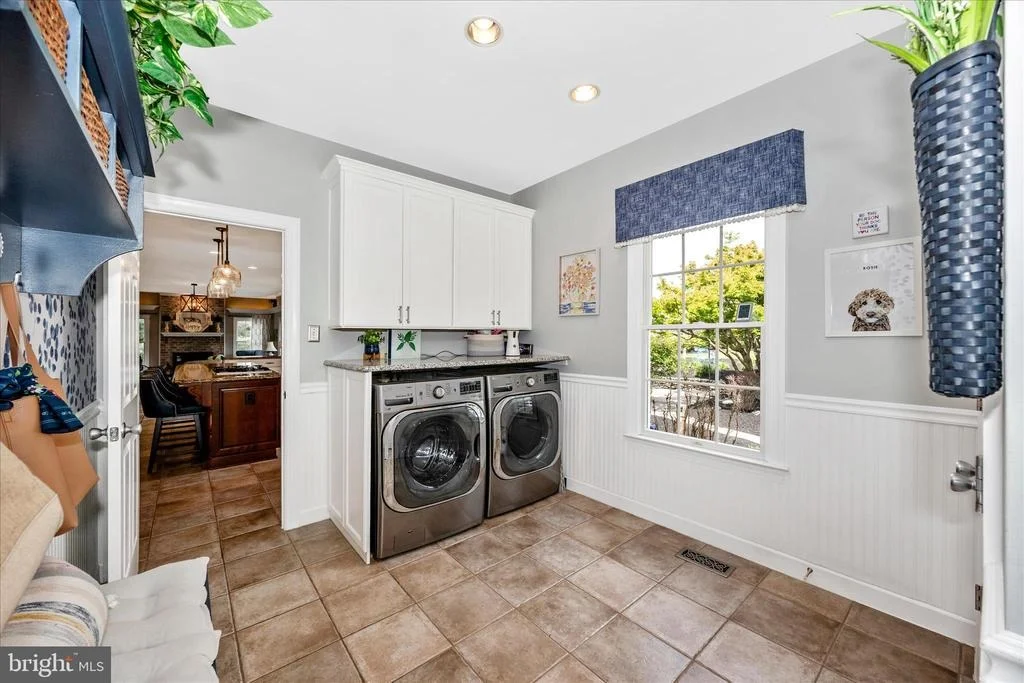 Photo of 6170 CHALLEDON CIRCLE