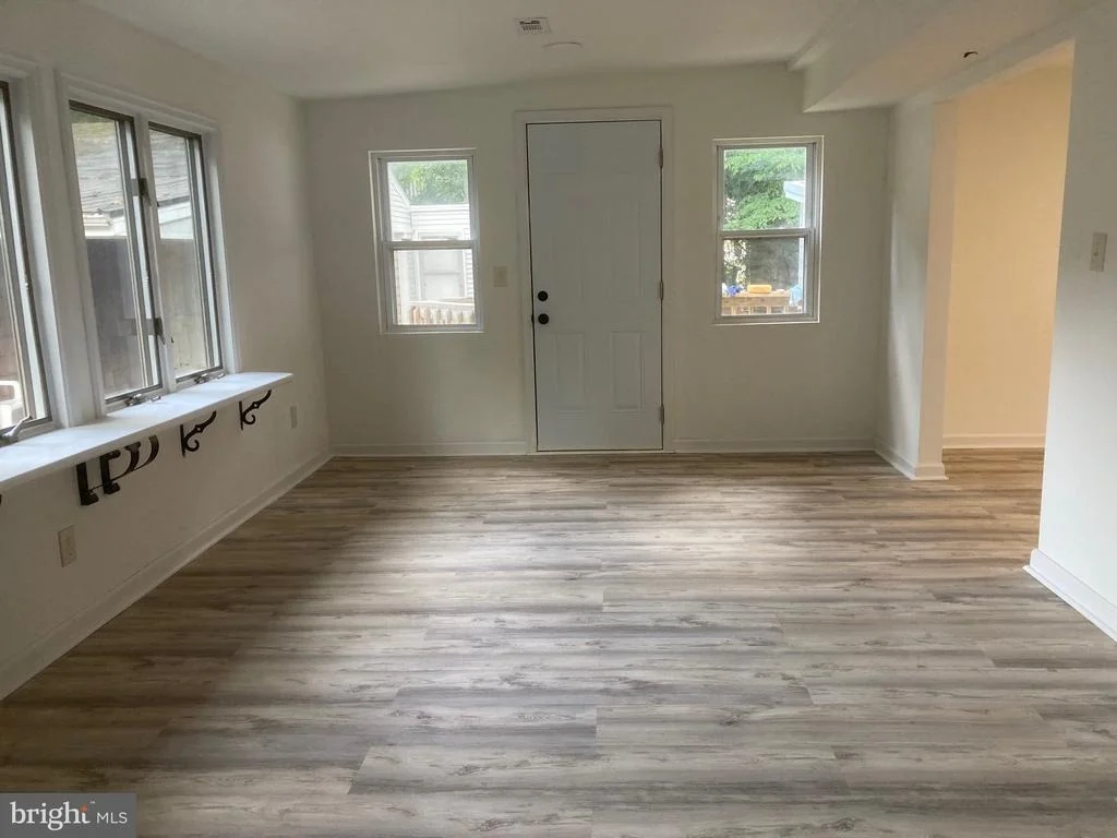 Photo of 389 STEVENSON DRIVE