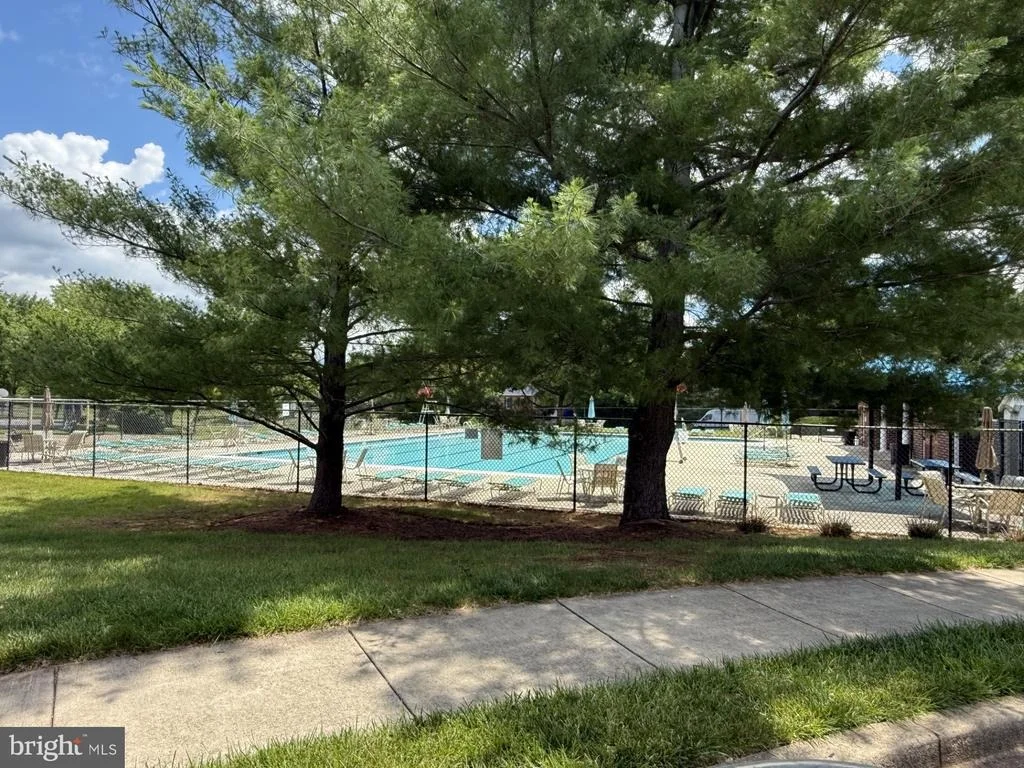 Photo of 2212 BANNER HILL ROAD
