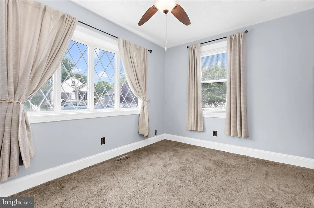 Photo of 40 HAMPTON ROAD