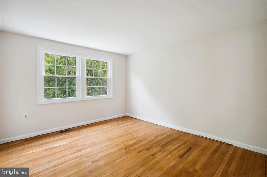 Photo of 14120 BEECHVUE LANE