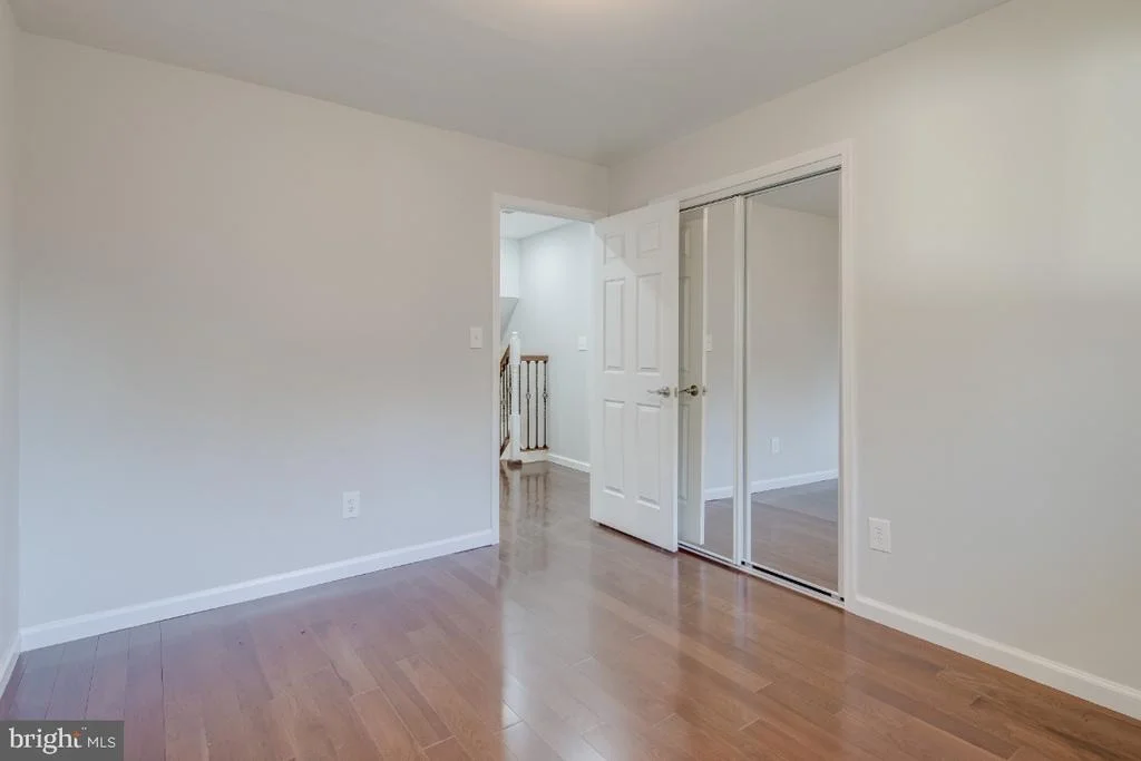 Photo of 6912 HEIDELBURG ROAD