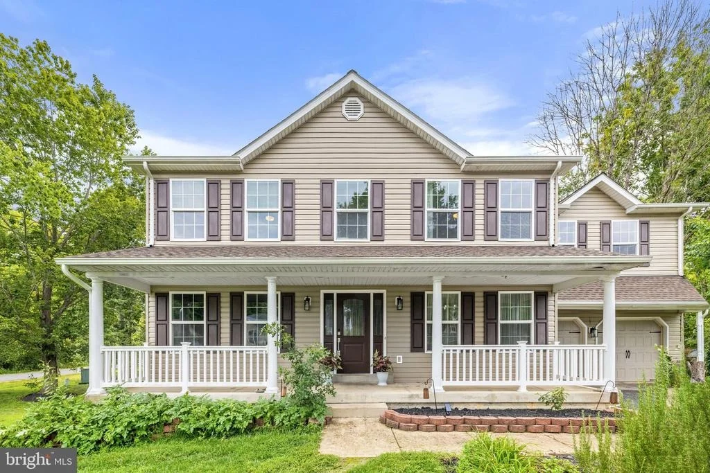 Photo of 18 PICKOS PLACE