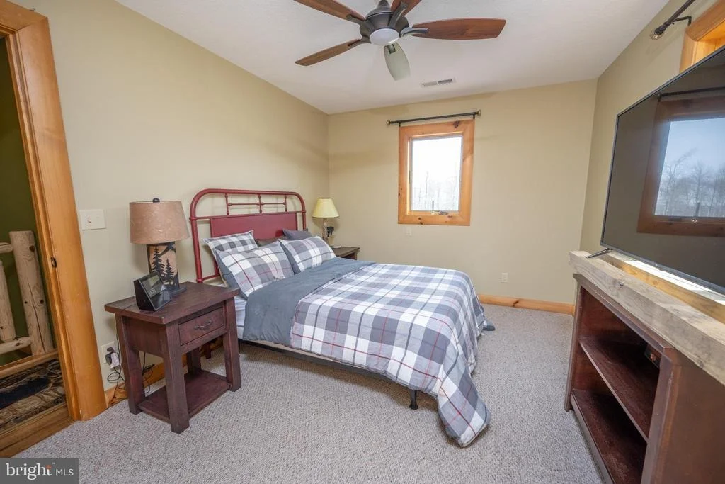 Photo of 276 SUNDANCE WAY