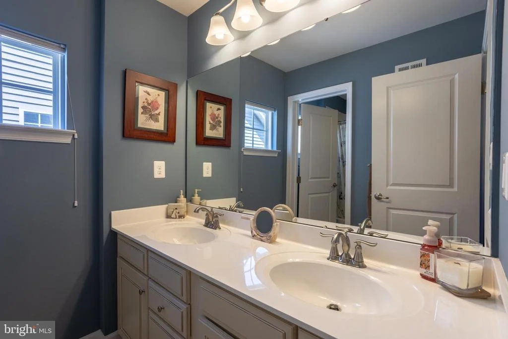 Photo of 6486 PARK FOREST CIRCLE