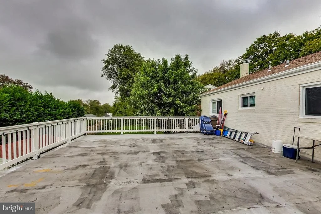 Photo of 13304 DAUPHINE STREET