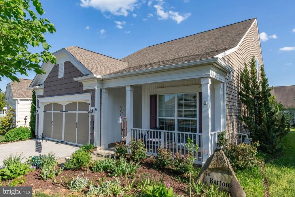 Photo of 6 WHALEBACK LANE