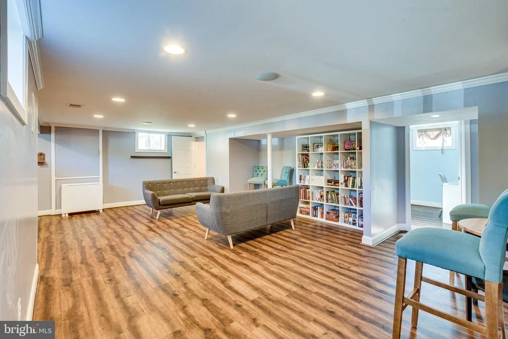 Photo of 8993 MEADOWVIEW DRIVE