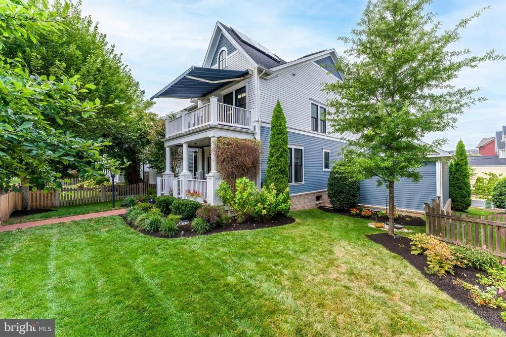 Photo of 802 VINE STREET