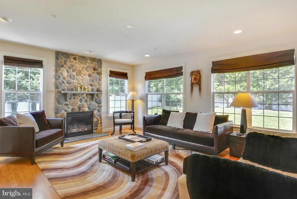 Photo of 21411 UPPERMONT LANE