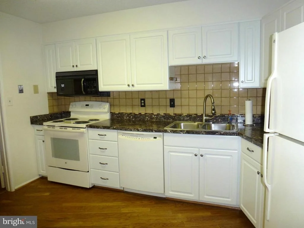 Photo of Unit 3104 at 15115 INTERLACHEN DRIVE