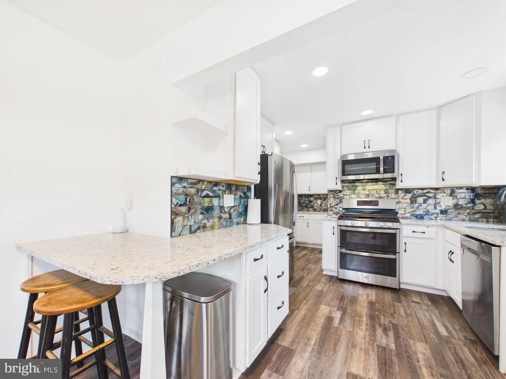 Photo of 5512 KATHLEEN PLACE
