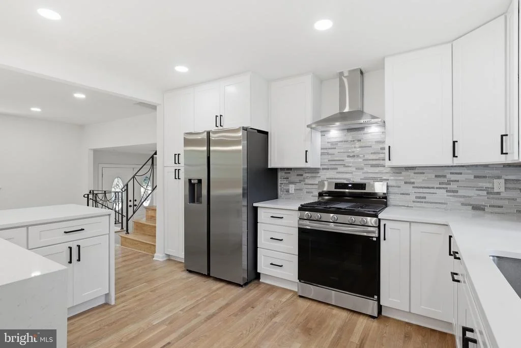Photo of 716 CALVERT LANE
