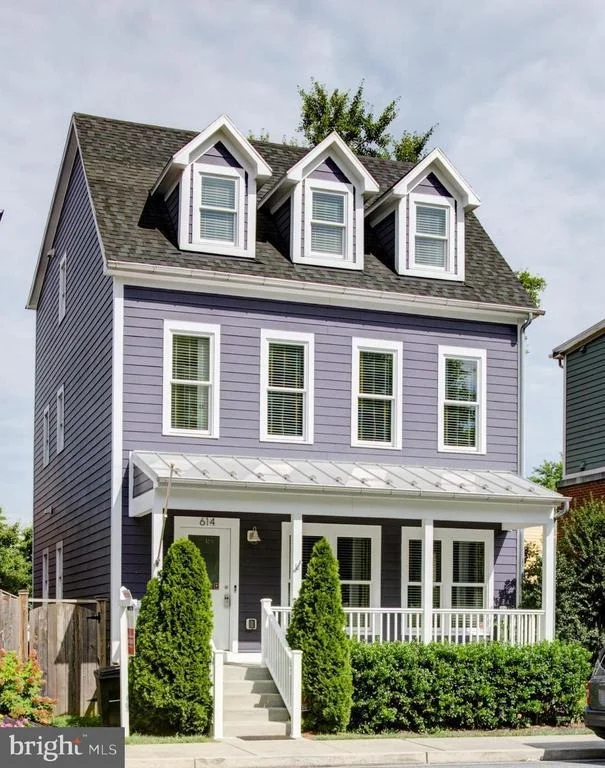Photo of 614 N BENTZ STREET N
