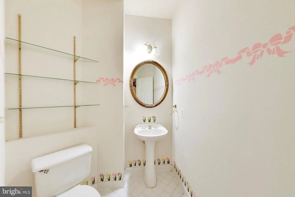 Photo of 6228 GARDEN ROAD