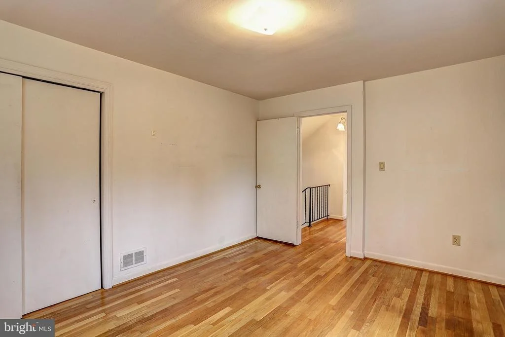 Photo of 6105 WINDHAM ROAD