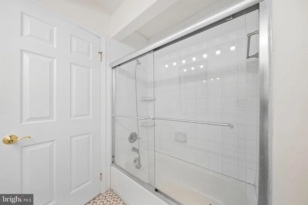 Photo of 1052 RIDGE ROAD