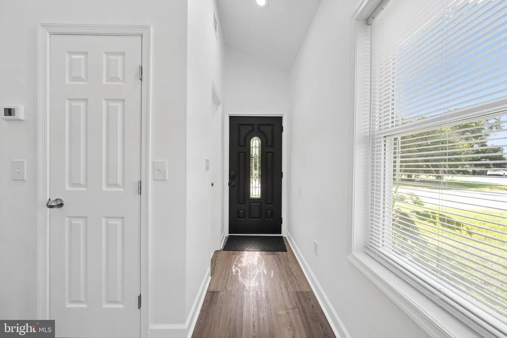 Photo of 456 DEALE ROAD